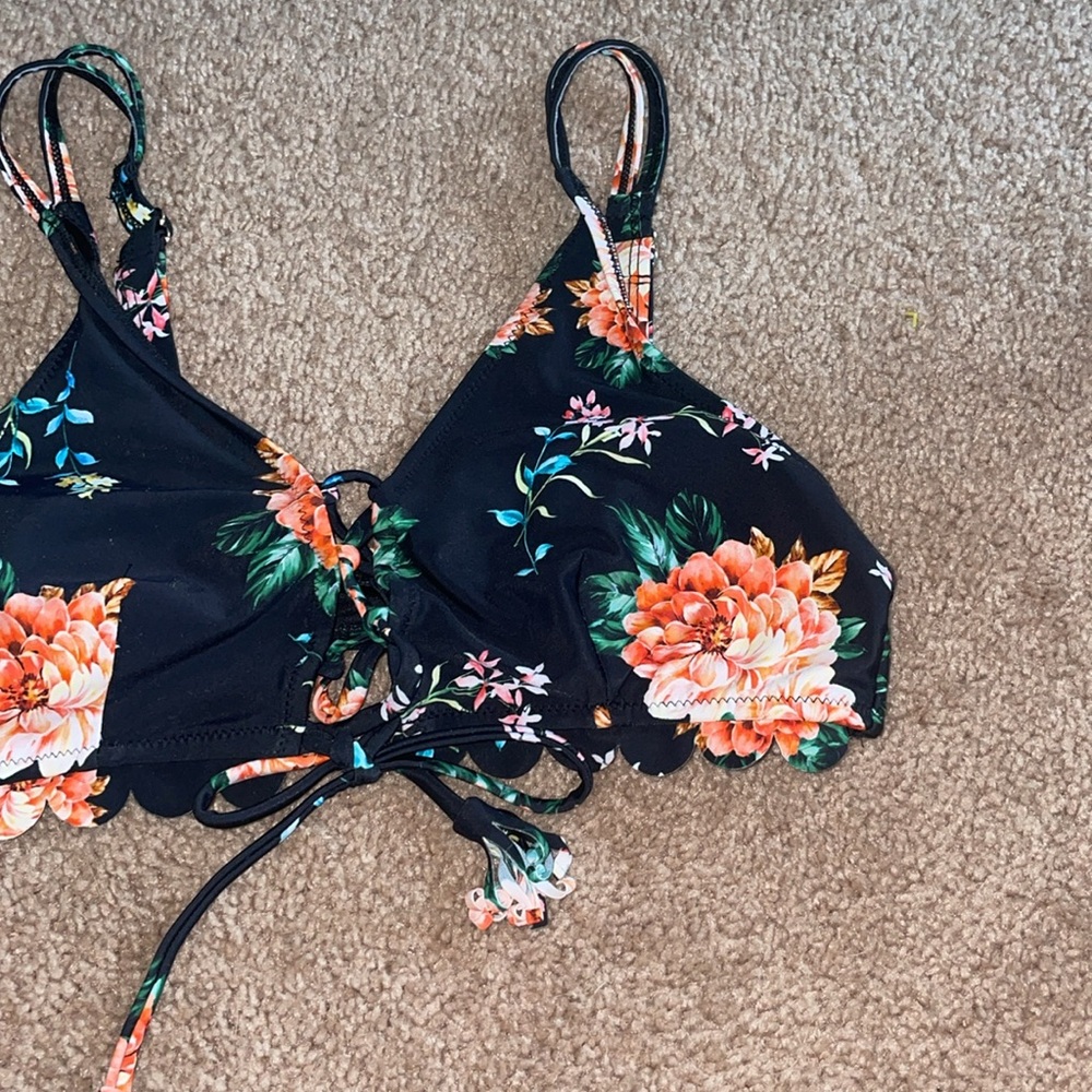 Floral Women's Top swim suit bikini top size small floral bikini top adjustable - Picture 2 of 6